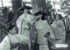 Keiko Enami, Masahiko Tsugawa, and Kinuyo Tanaka in Sansho the Bailiff (1954)