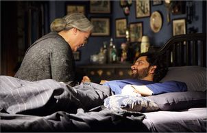 Hrithik Roshan and Nafisa Ali in Guzaarish (2010)
