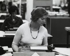 Molly Ivins in Raise Hell: The Life & Times of Molly Ivins (2019)