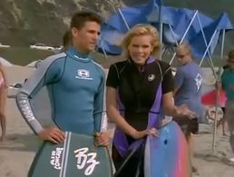 Gena Lee Nolin and Jeremy Jackson in Baywatch (1989)