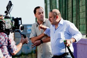 Ertan Saban and Serkan Keskin in Limonata (2015)