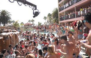 Vanessa Hudgens, Selena Gomez, Ashley Benson, Rachel Korine, and Benjamin Weaver in Spring Breakers (2012)