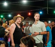 Ertan Saban and Serkan Keskin in Limonata (2015)