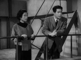 Hiroshi Koizumi and Setsuko Wakayama in Godzilla Raids Again (1955)
