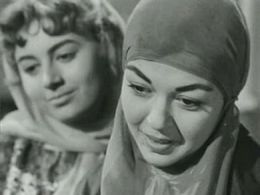 Nurhan Nur and Esen Görkmen in Düsman Yollari Kesti (1959)