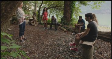 Elizabeth Mitchell, Zelda Williams, Mark Indelicato, Eli Goree, Paulina Singer, and Elizabeth Lail in Dead of Summer (20