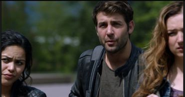 Kristen Connolly, Alyssa Diaz, and James Wolk in Zoo (2015)