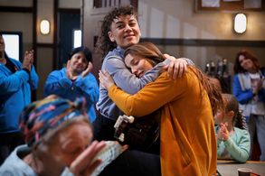 Demet Evgar, Ceren Moray, and Idil Sivritepe in The Yard: 37.Bölüm (2019)