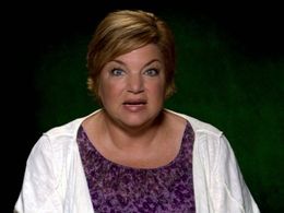 Mindy Cohn in Celebrity Ghost Stories (2008)