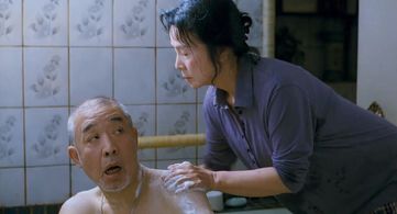 Kim Hee-ra and Yun Jeong-hie in Poetry (2010)