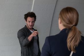 Kevin Kane and Amy Schumer in Life & Beth (2022)