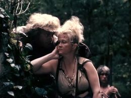 Natalya Gundareva in Dve strely. Detektiv kamennogo veka (1989)