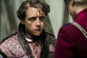 Gerran Howell and Stefanie Martini in Emerald City (2016)