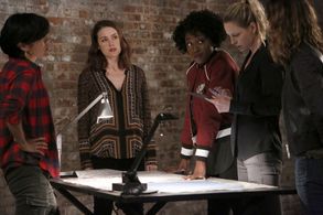 Jill Hennessy, Megan Boone, Anastasia Griffith, Hettienne Park, and Ito Aghayere in The Blacklist (2013)