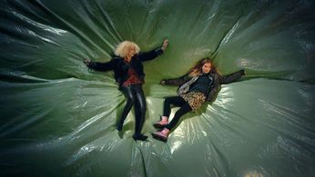 Jana Plodková and Denisa Biskupová in Sweethearts (2020)