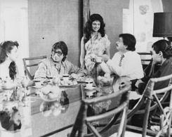 Shakti Kapoor, Mohnish Behl, Kader Khan, and Varsha Usgaonkar in Honeymoon (1992)