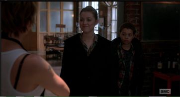 Ella Rae Peck, Jenn Colella, and Elijah Jacob in Feed the Beast (2016)