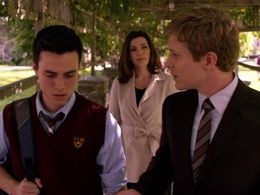 Julianna Margulies, Matt Czuchry, and Robert Gorrie in The Good Wife (2009)