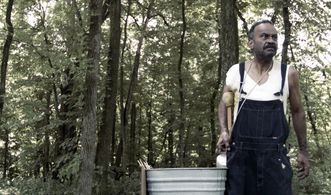 Glenn Harston in Field Freak