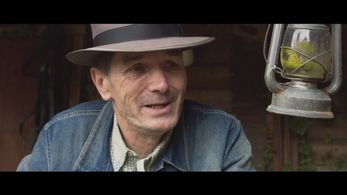 David K Whiting as Bill Turner