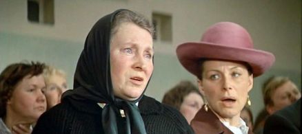 Larisa Malevannaya and Lyubov Sokolova in Edinstvennaya (1976)