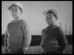 Tomio Aoki and Hideo Sugawara in I Was Born, But... (1932)