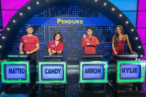 Candy Pangilinan, Arron Villaflor, Matteo Guidicelli, and Kylie Verzosa in Family Feud Philippines (2022)