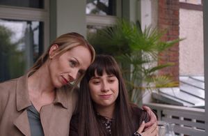 Martina Czyzová and Petra Hrebícková in Zboznovaný (2021)