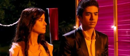 Saba Azad and Saqib Saleem in Mujhse Fraaandship Karoge (2011)