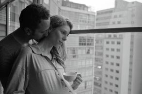 Lola Peploe and Irandhir Santos in The Eye of the Beholder (2014)