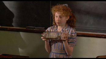 Rebecca Nickels in Radio Days (1987)