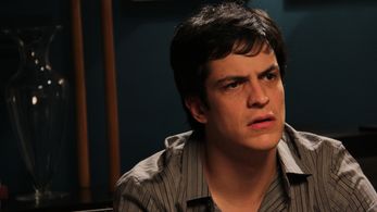 Mateus Solano in Trust Me (2014)