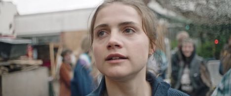 Mala Emde in And Tomorrow the Entire World (2020)