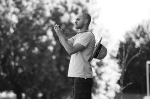 Jody Lee Lipes on the set of I Know This Much Is True