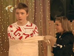 Aleksandr Gorchilin and Darya Melnikova in Papiny dochki (2007)