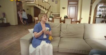 Olga Volkova in Papiny dochki (2007)