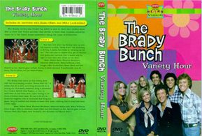 Florence Henderson, Susan Olsen, Robert Reed, Christopher Knight, Mike Lookinland, Maureen McCormick, Geri Reischl, and 