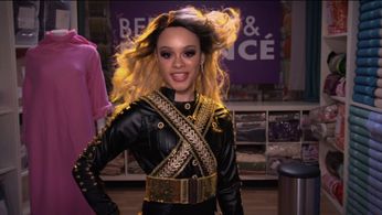 Gabrielle Nevaeh Green as Beyonce