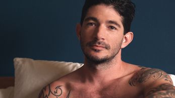 Frankie Valenti in Tiger Orange (2014)