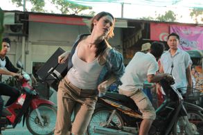 Still of Anora Lyn in Escape