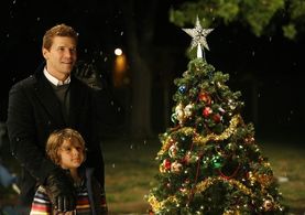 David Boreanaz and Ty Panitz in Bones (2005)