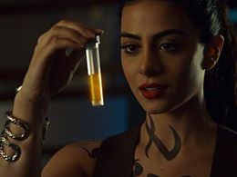 Emeraude Toubia in Shadowhunters (2016)