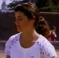 Carrie Barton in Tanto Tiempo as Mia