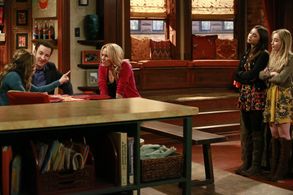 Danielle Fishel, Ben Savage, Cheryl Texiera, Rowan Blanchard, and Sabrina Carpenter in Girl Meets World (2014)