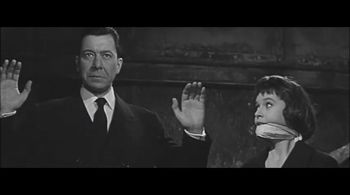 Béatrice Altariba and Paul Meurisse in Les violents (1957)
