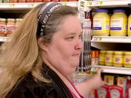 June Shannon in Here Comes Honey Boo Boo (2012)