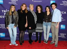 Gloria Norris, Alia Shawkat, and Jane Weinstock at an event for The Moment (2013)