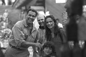 Arnold Schwarzenegger, Andrew Davis, Francesca Neri, and Tyler Posey in Collateral Damage (2002)