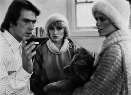 Tommy Lee Jones, Darlanne Fluegel, and Lisa Taylor in Eyes of Laura Mars (1978)
