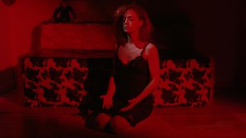 Pamela Ludwig in Pale Blood (1990)